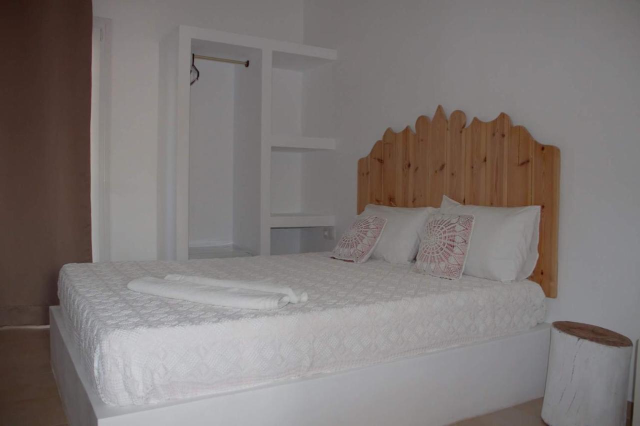 Marias Rooms イオス島 チョーラ エクステリア 写真