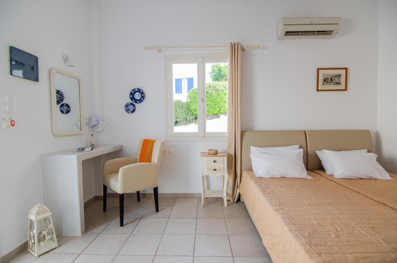 Marias Rooms イオス島 チョーラ エクステリア 写真