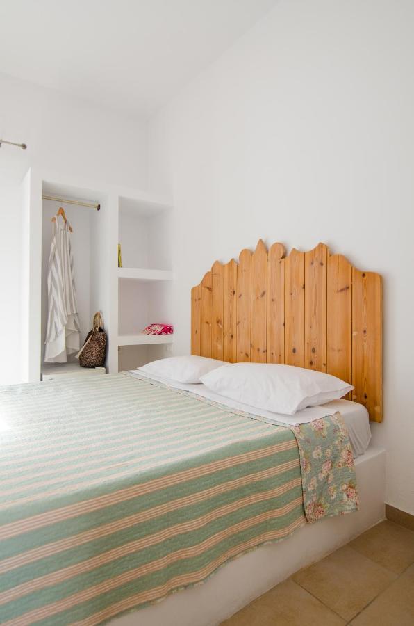 Marias Rooms イオス島 チョーラ エクステリア 写真