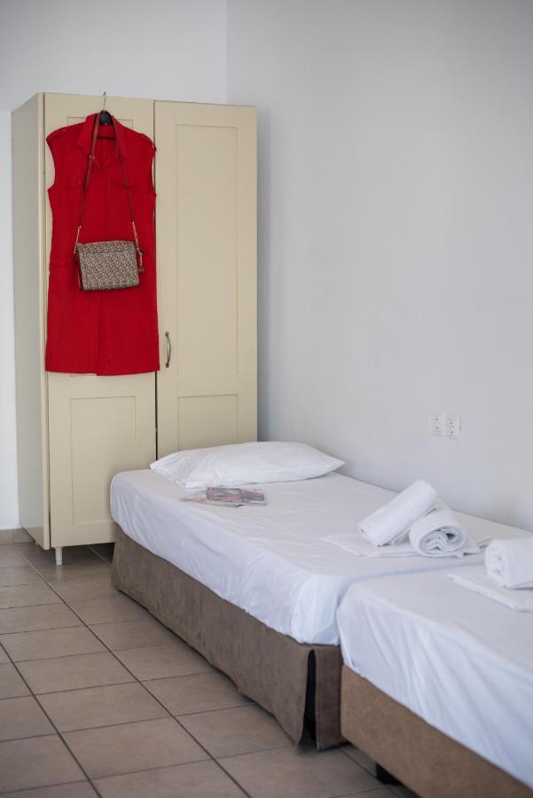 Marias Rooms イオス島 チョーラ エクステリア 写真