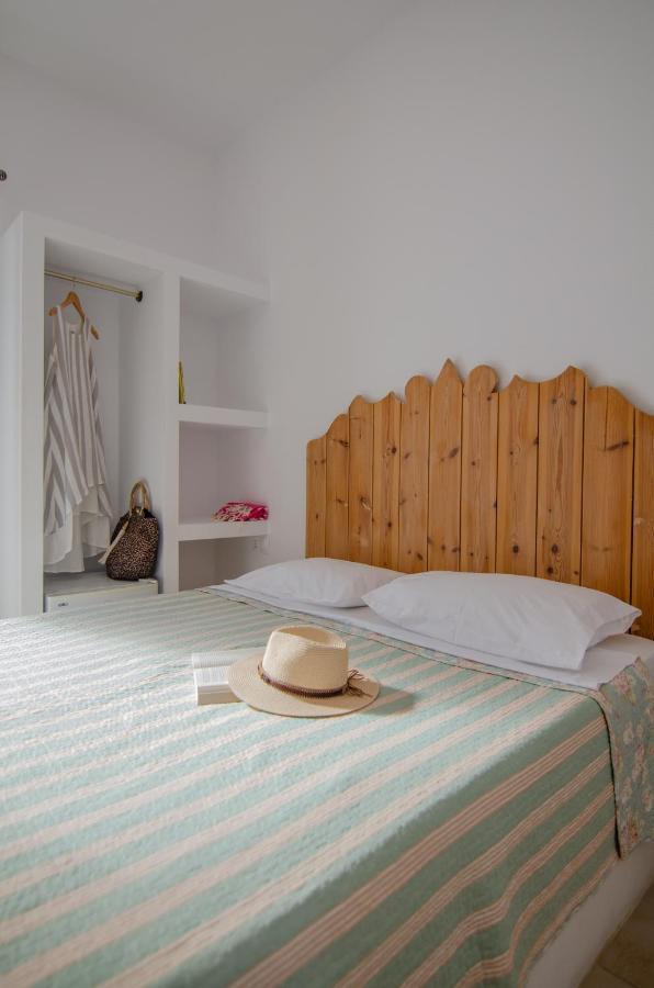 Marias Rooms イオス島 チョーラ エクステリア 写真